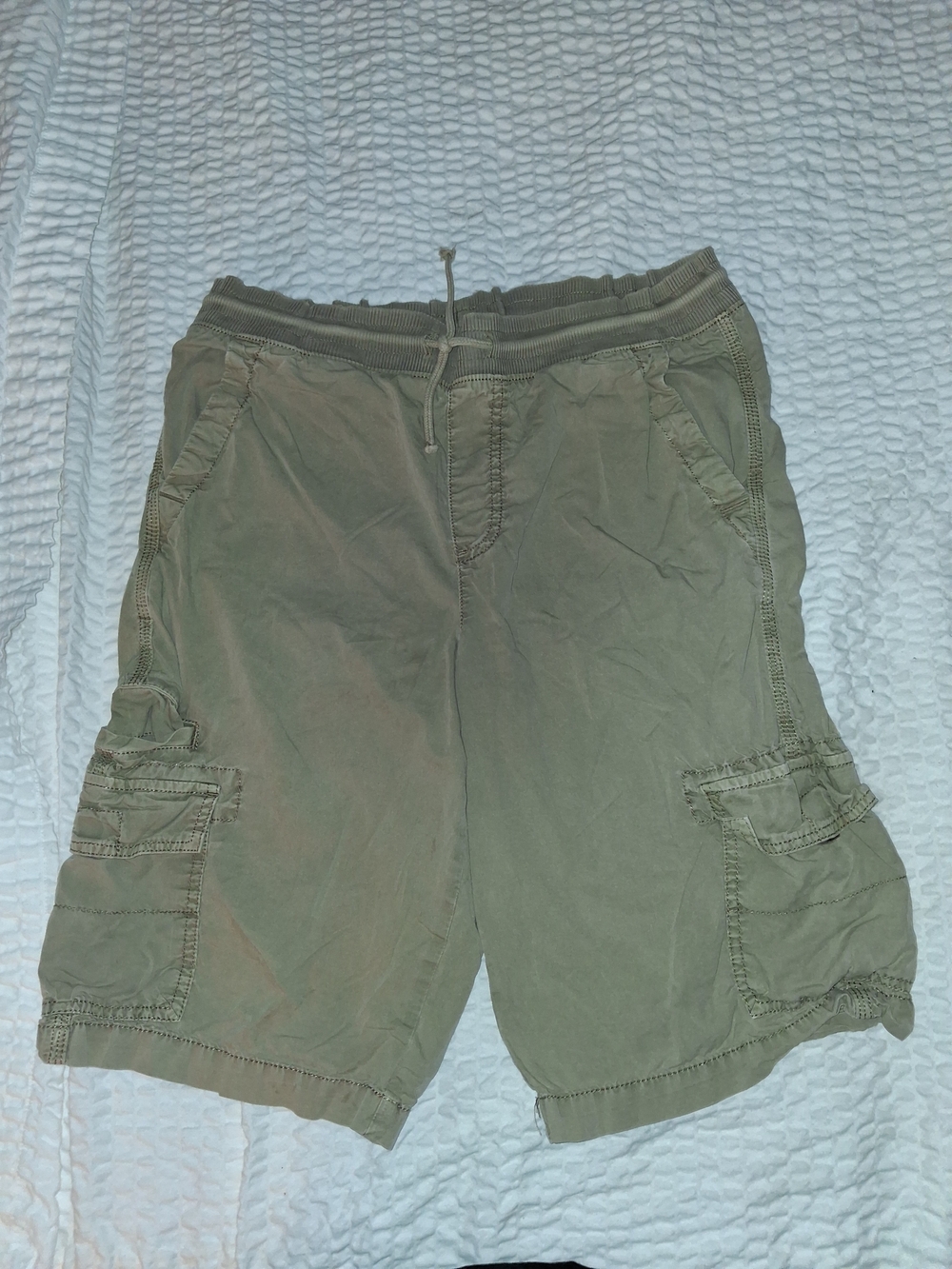 Billabong Men's Cargo Shorts in Olive